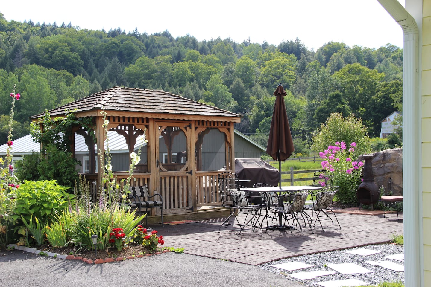 Gazebo patio at Dana Road House